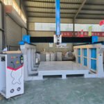 YD 2440 Cnc Eva Foam Boat Car Surfboard Cutting Carving Engraving Mould Milling Router Machine - 图片 3