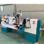 Automatic CNC Wood Lathe Machine for Making Pool Cues with Automatic Clamp Head and Essential Motor Core Component - 图片 2